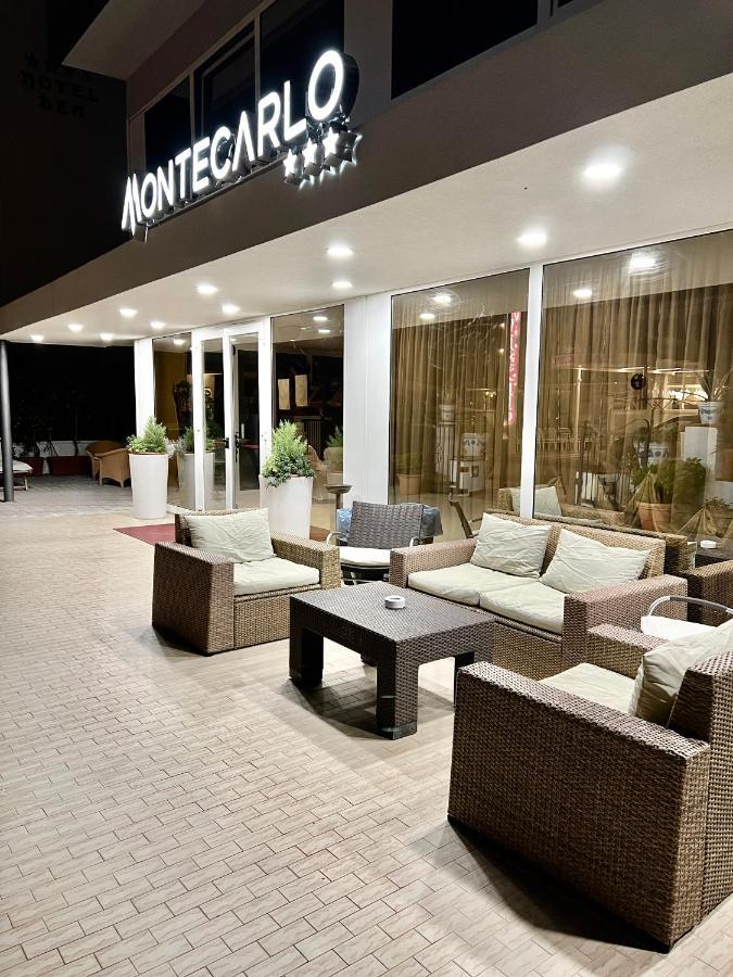Hotel B&B Montecarlo Milano Marittima Exterior foto
